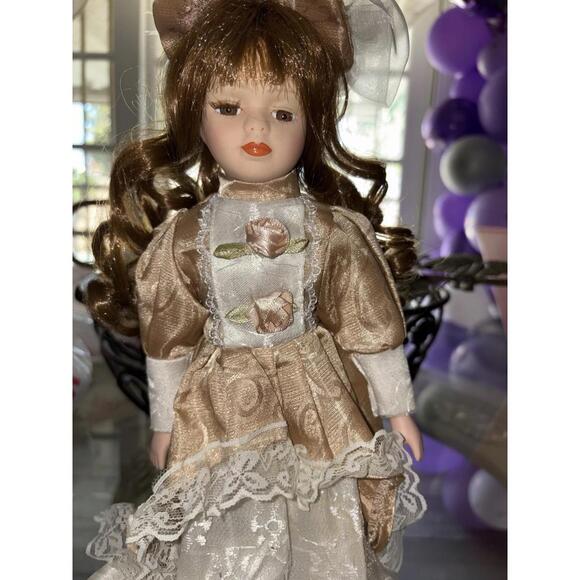 WAMANA~12" Doll Auburn Hair & Brown Eyes Porcelain NEW!! - Picture 2 of 3